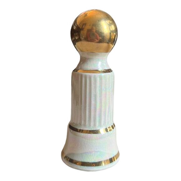 Vintage Bowling Ball and Pin Salt and Pepper Shakers Porcelain - Picture 2 of 11